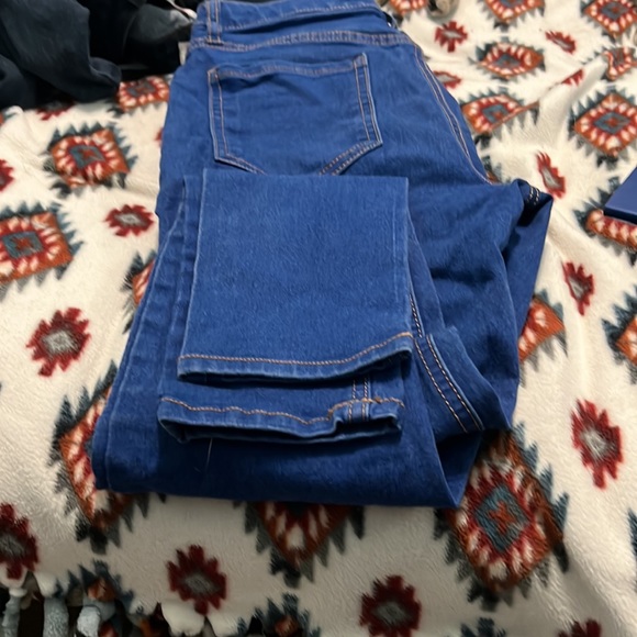 Brand- NOBO Size- 9 Color- Blue - Picture 4 of 4